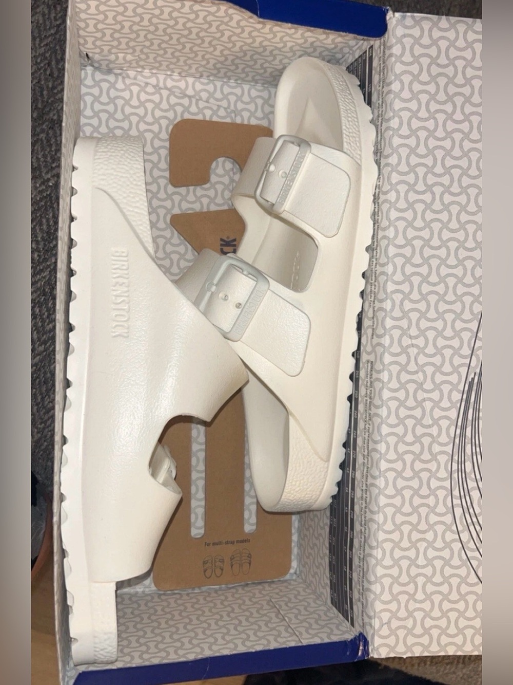 Women’s Birkenstock White Arizona EVA Slide Sandals size 7